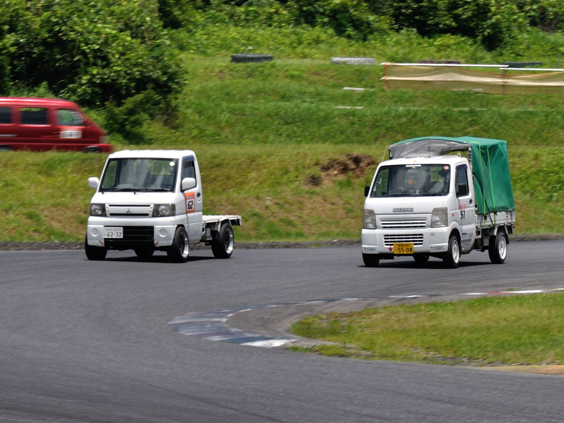 社長ブログ 鈴鹿ツインサーキット 軽トラも走れる走行会 のお知らせ Gt Car プロデュース